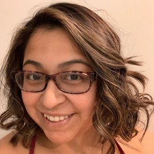 Meet your Posher, Beatriz